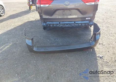 2014 Toyota Sienna Xle V6 8 Passenger из США, поврежденный, VIN 5TDYK3DC9ES506076